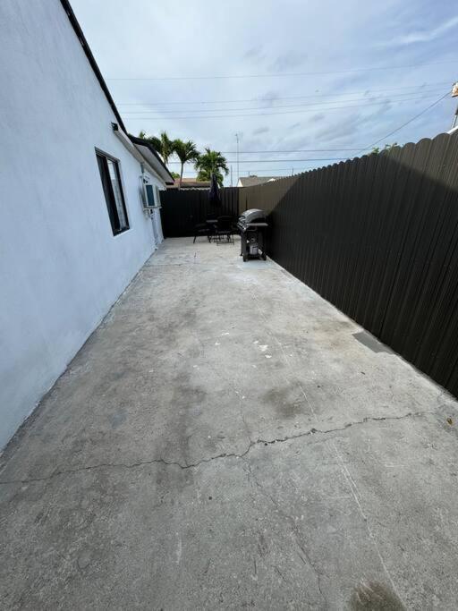 Miami Studio Near Airport/Beach Екстериор снимка